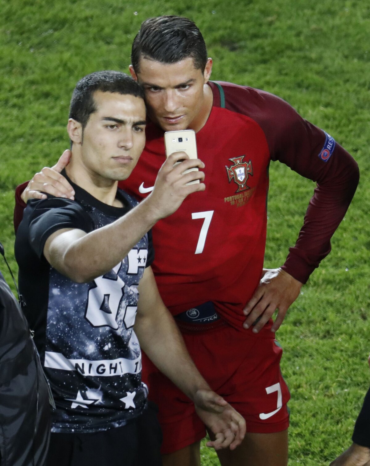 Fața întunecată a lui Ronaldo » Pe cât de bun e Cristiano la Real, pe atât de modest e la națională