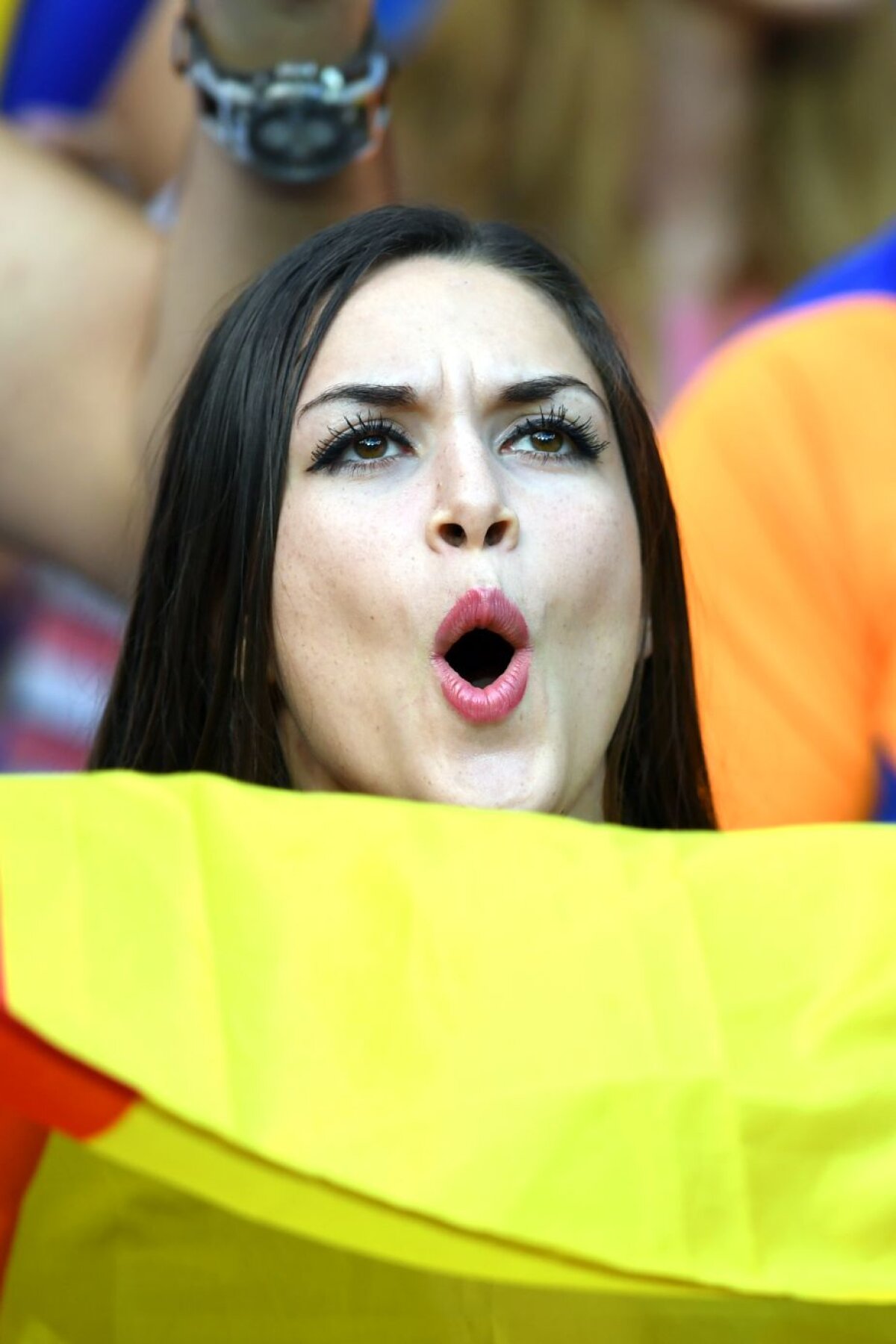 FOTO Duelul sexy de la România - Albania! Fanele celor două formații au făcut SHOW în tribune