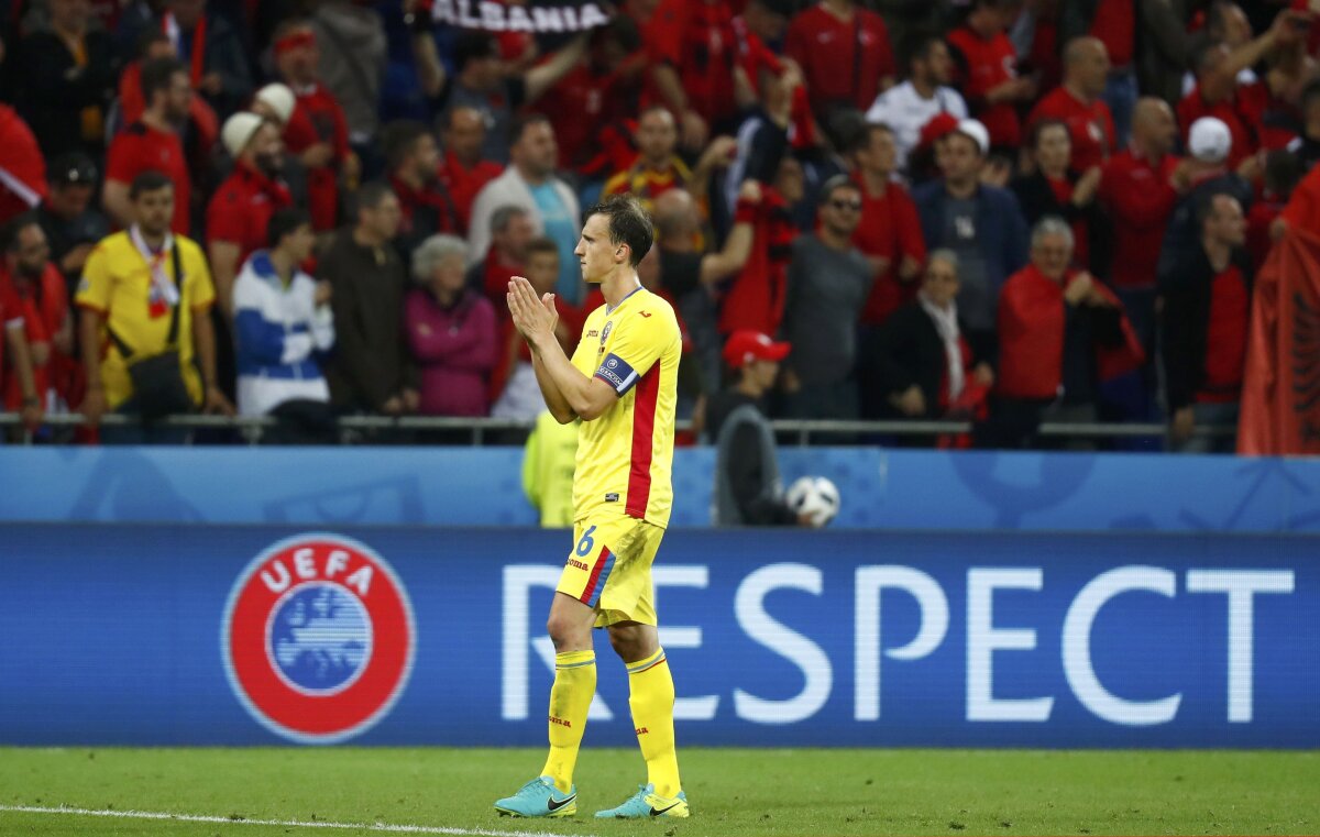 GALERIE FOTO Voi simțiți ceva pentru tricolor?! Diferențe uriașe între generația 2016 și cele din 2001 și 2003 după dezastrele trăite de naționala României