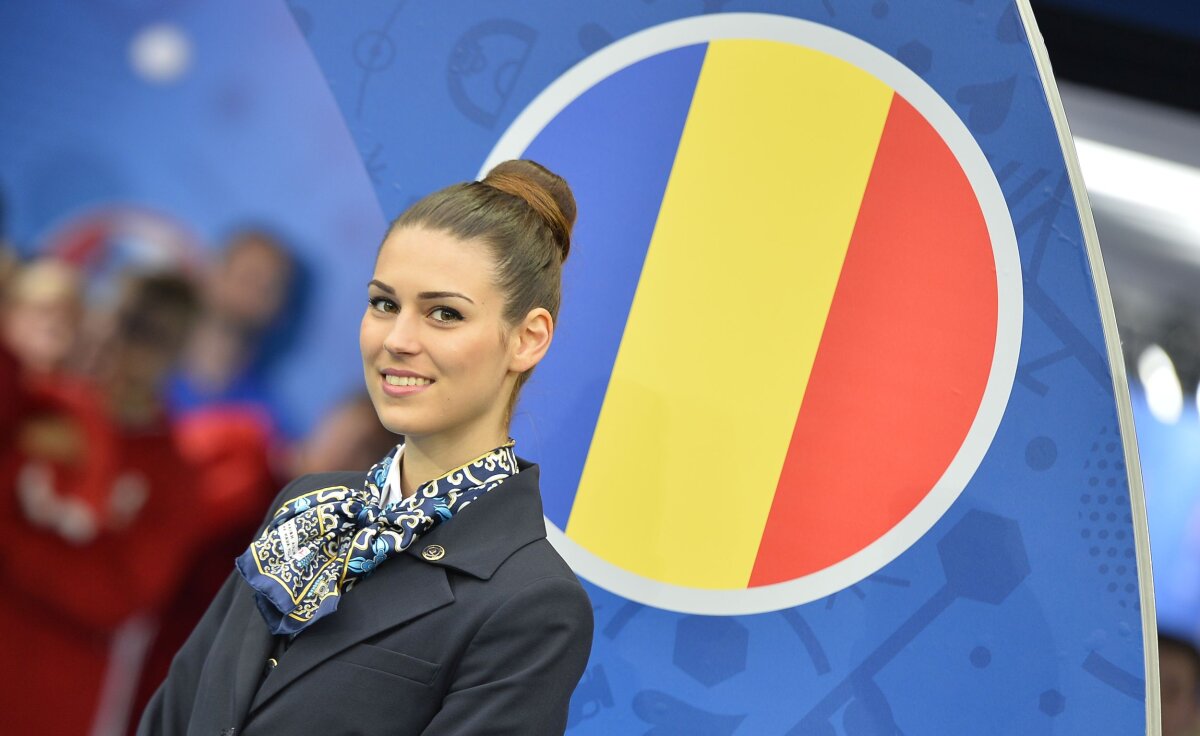 Galerie FOTO Ne alinăm suferința cu ”Eu sunt 12” » Fanele românce au fost la înălțime în Franța