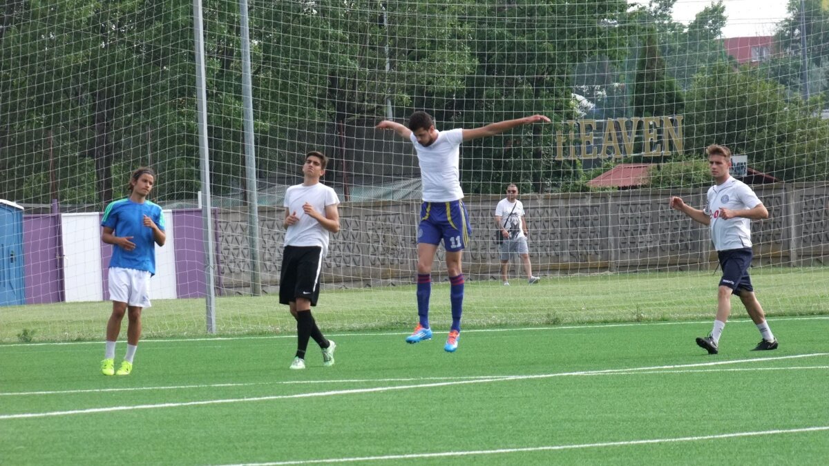 FOTO ASU Politehnica s-a reunit pentru B » Jucători consacrați în vizorul echipei suporterilor timișoreni, dar și un tânăr albanez