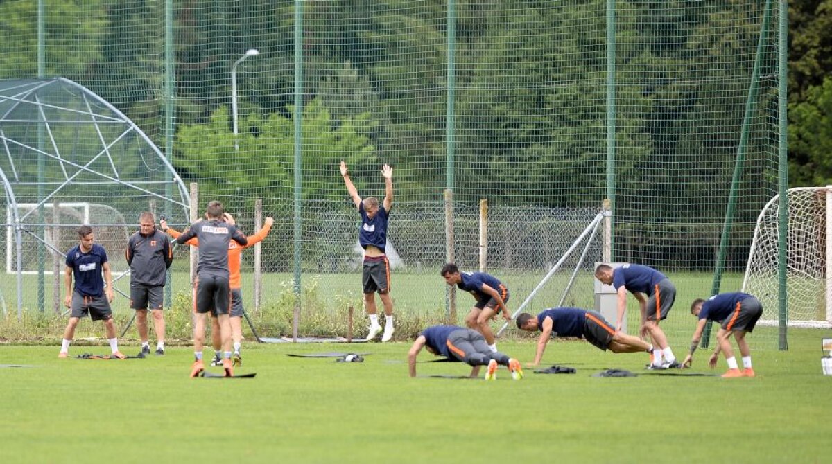 GALERIE FOTO+VIDEO Steaua a ajuns la cea de-a patra zi de cantonament » Ce decizie a luat Reghecampf