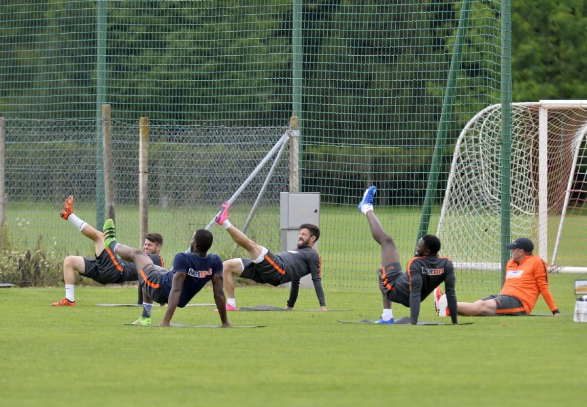 GALERIE FOTO+VIDEO Steaua a ajuns la cea de-a patra zi de cantonament » Ce decizie a luat Reghecampf