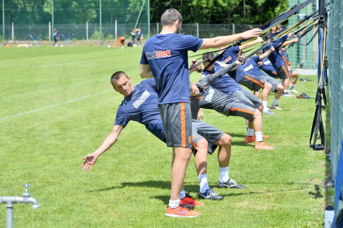 CORESPONDENȚĂ DIN SLOVENIA » VIDEO+FOTO Steaua a făcut azi primul antrenament cu noul preparator fizic