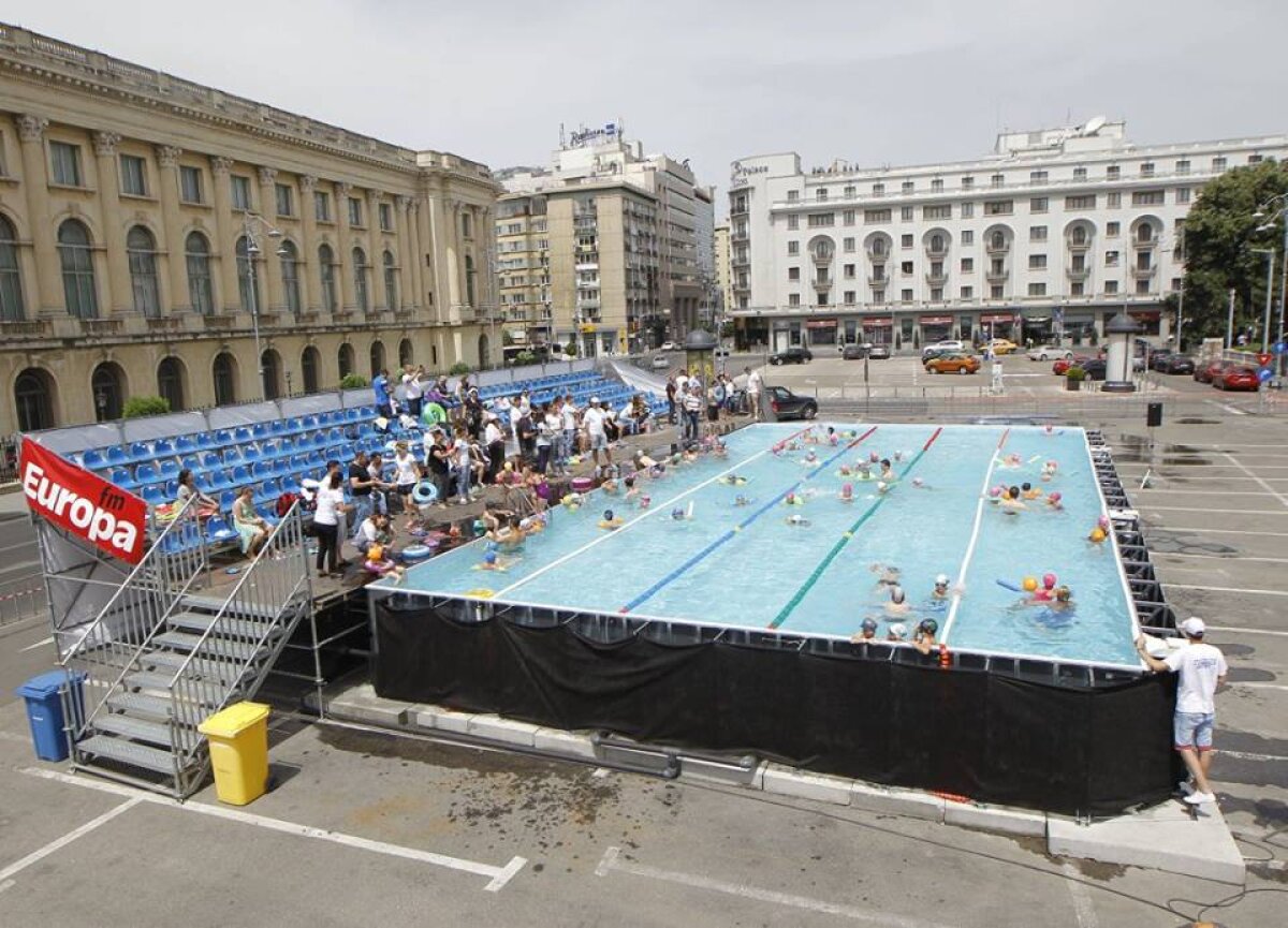 GALERIE FOTO + VIDEO 20 de imagini de excepție de la Arta Sportului by Camelia Potec! S-au scurs 4 zile din cele 9 în care o piscină este instalată în mijlocul Bucureștiului