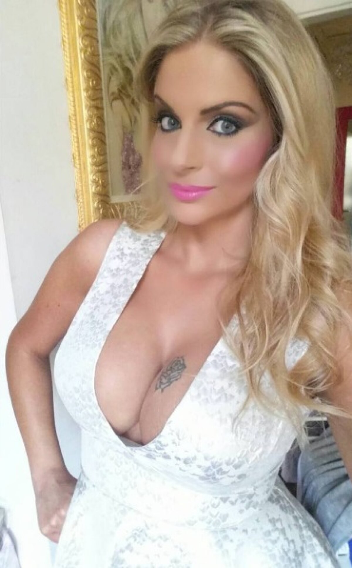 VIDEO + FOTO Un motiv în plux pentru italieni să câștige EURO » O actriță a promis că dezbracă dacă vor triumfa