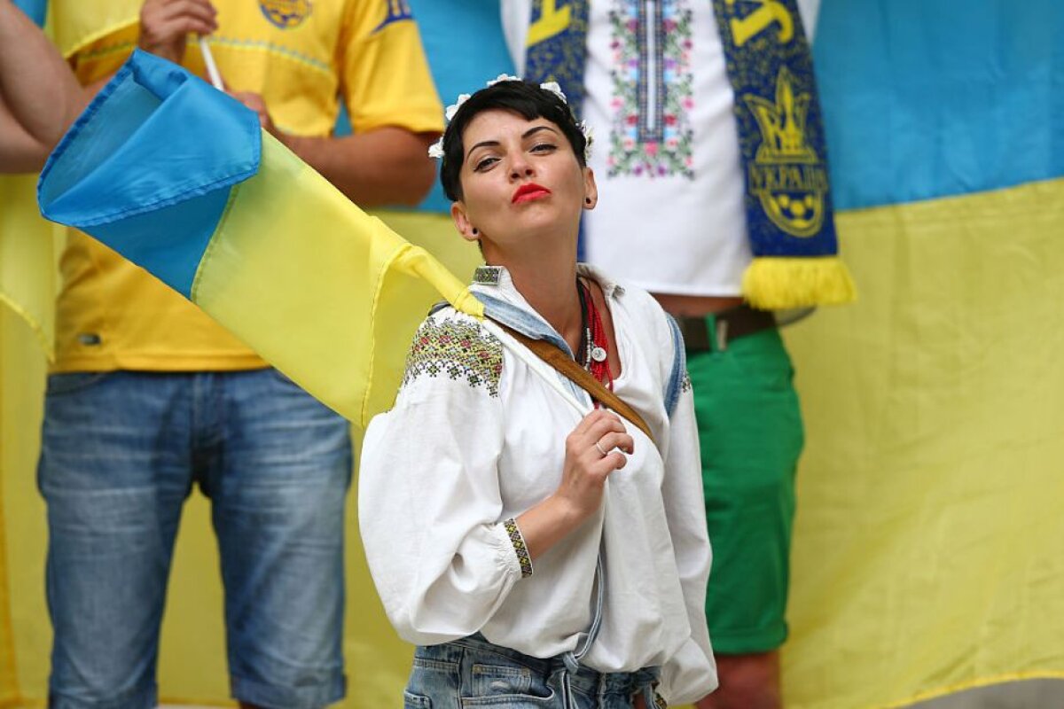 GALERIE FOTO 50 de imagini super hot cu cele mai frumoase fane de la EURO 2016 