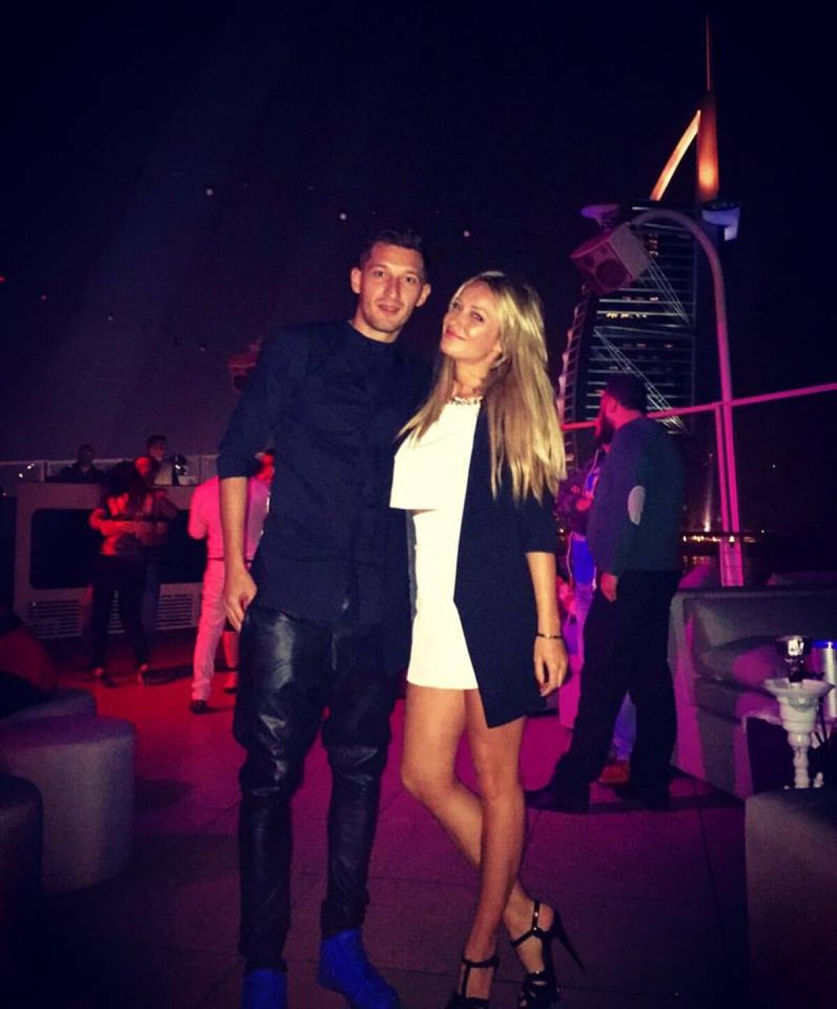 FOTO Mihai Costea a trecut peste despărțirea de Daniela Crudu. Acum e cu o blondă superbă