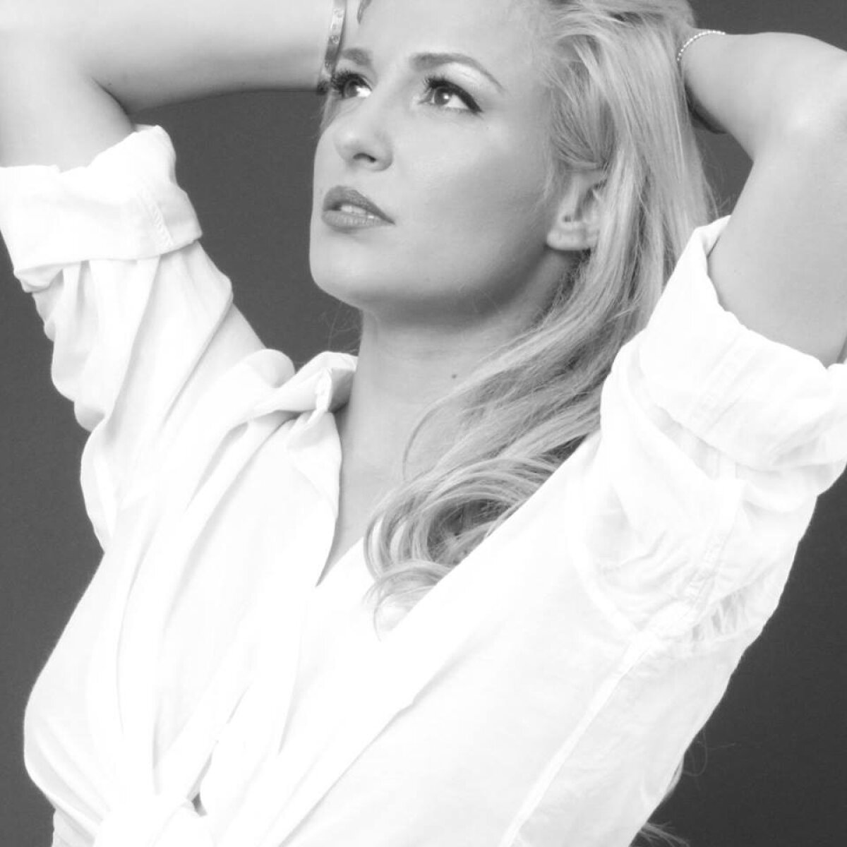 FOTO Mihai Costea a trecut peste despărțirea de Daniela Crudu. Acum e cu o blondă superbă