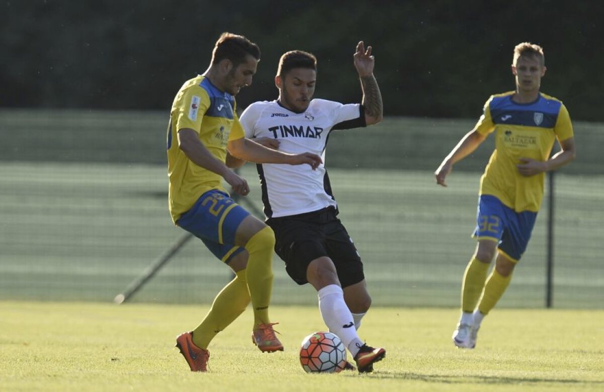 Astra s-a impus în al treilea amical al verii, după un meci cu 5 reușite. Autogol de la jumătatea terenului!