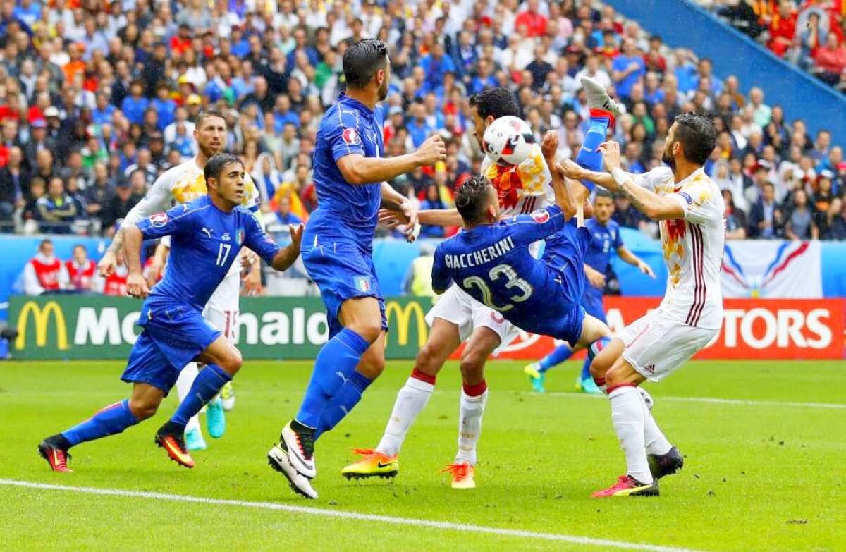 VIDEO+FOTO » Italia a trimis Spania acasă după 2-0 și joacă în "sferturi" cu Germania