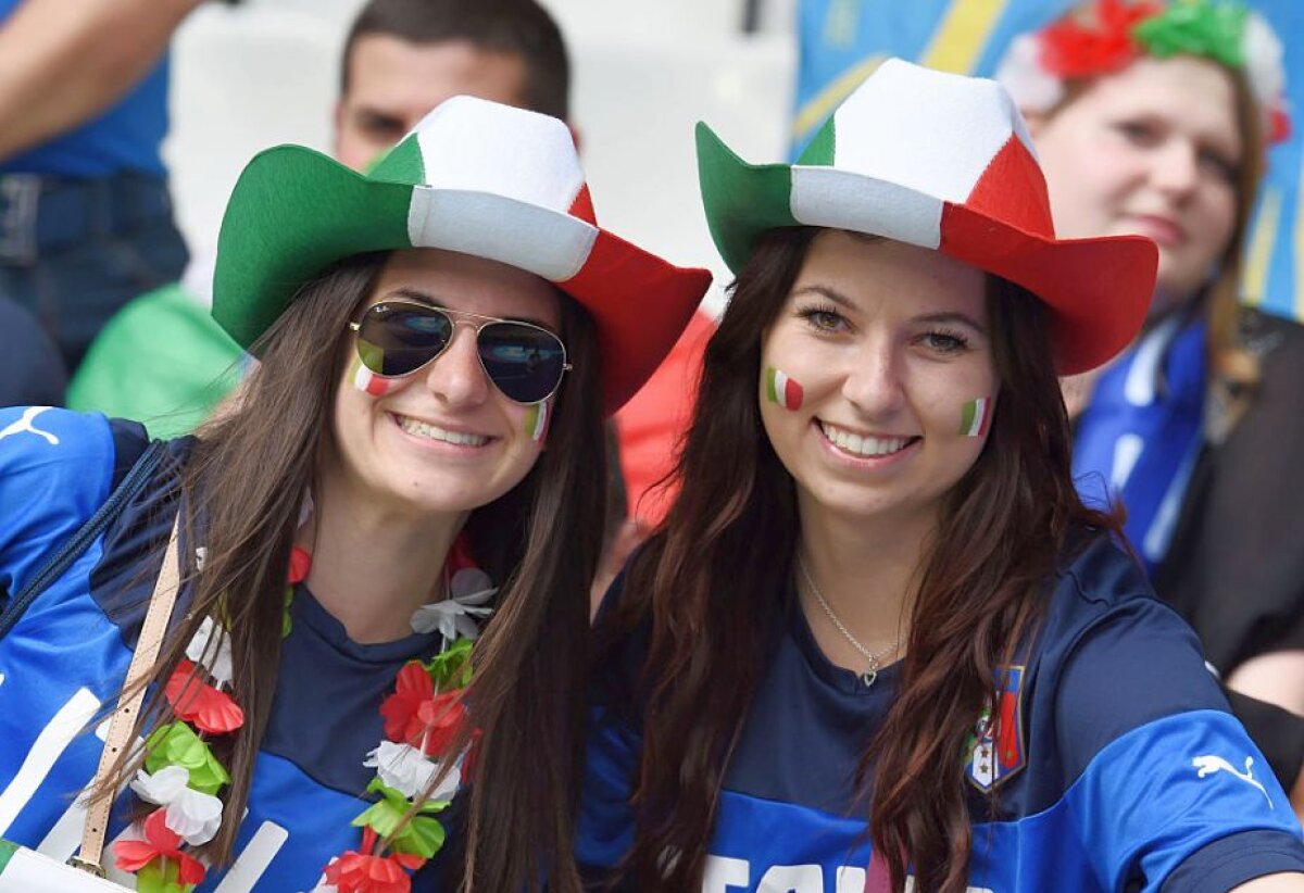 GALERIE FOTO Războiul fetelor frumoase la Italia - Spania » O fană iberică prinsă într-o ipostază WOW
