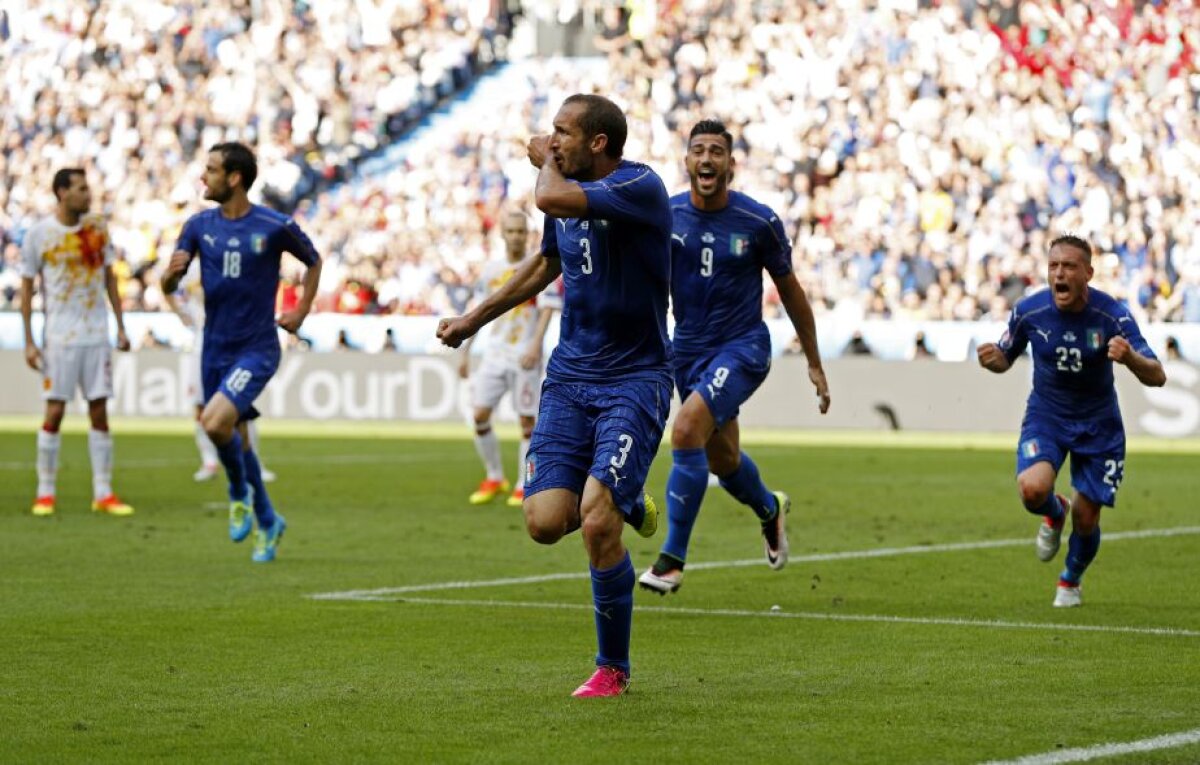 VIDEO+FOTO » Italia a trimis Spania acasă după 2-0 și joacă în "sferturi" cu Germania