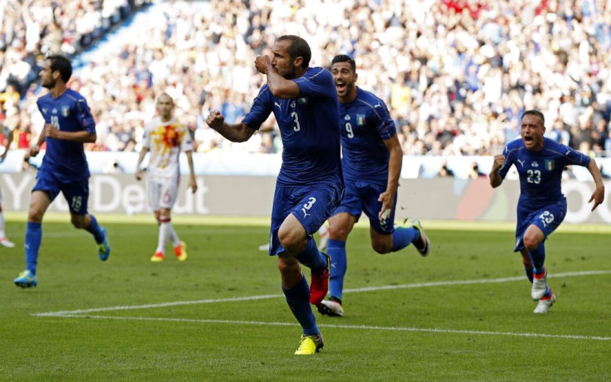 VIDEO+FOTO » Italia a trimis Spania acasă după 2-0 și joacă în "sferturi" cu Germania