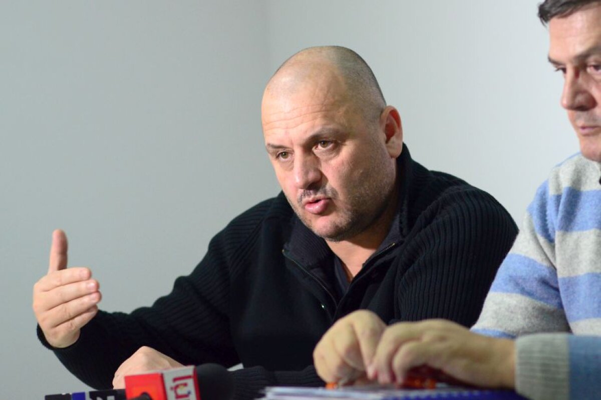 FOTO Mititelu a prezentat actele care ar demonstra că CSU Craiova nu aparține Olteniei: "Acesta e contractul"