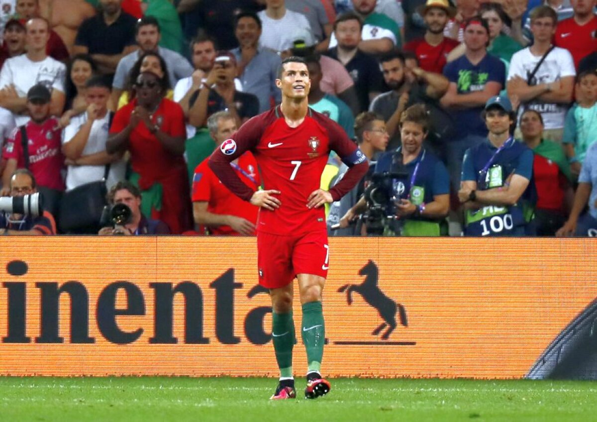 VIDEO+FOTO Portughezii au cerut penalty la Ronaldo