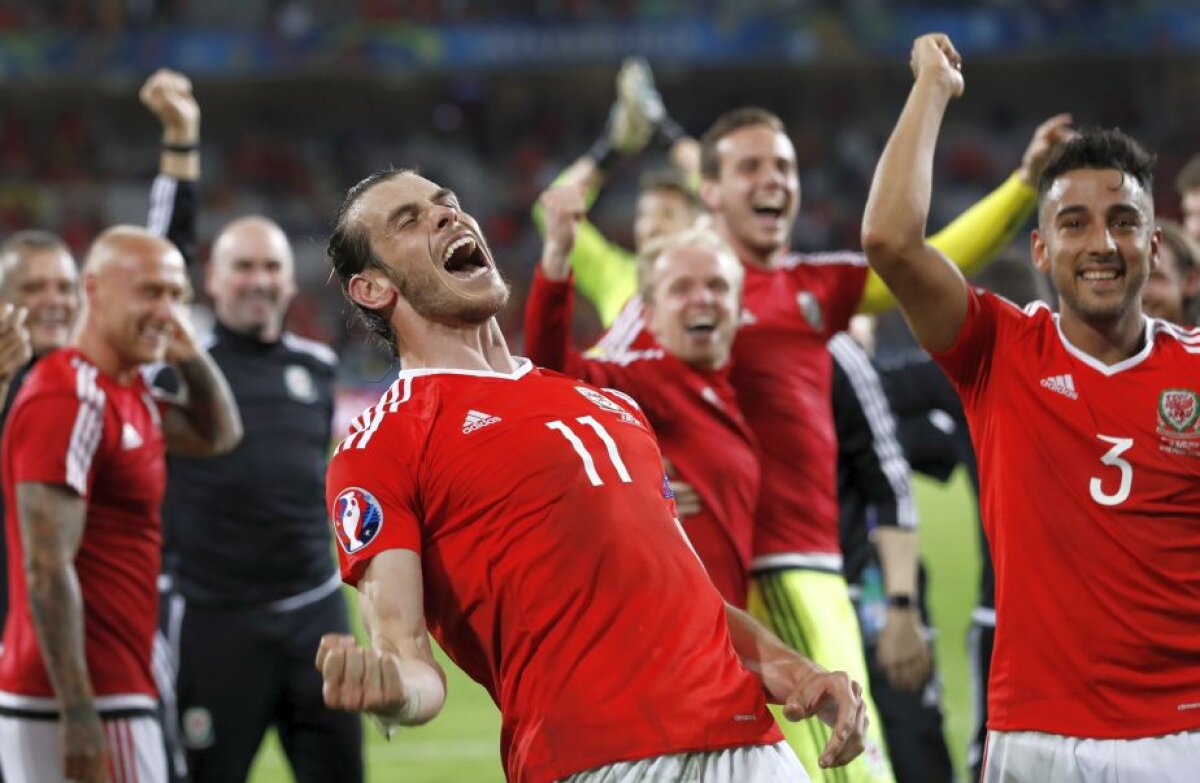 GALERIE FOTO Imagini fabuloase! Ce s-a întâmplat după calificarea Țării Galilor în semifinalele EURO