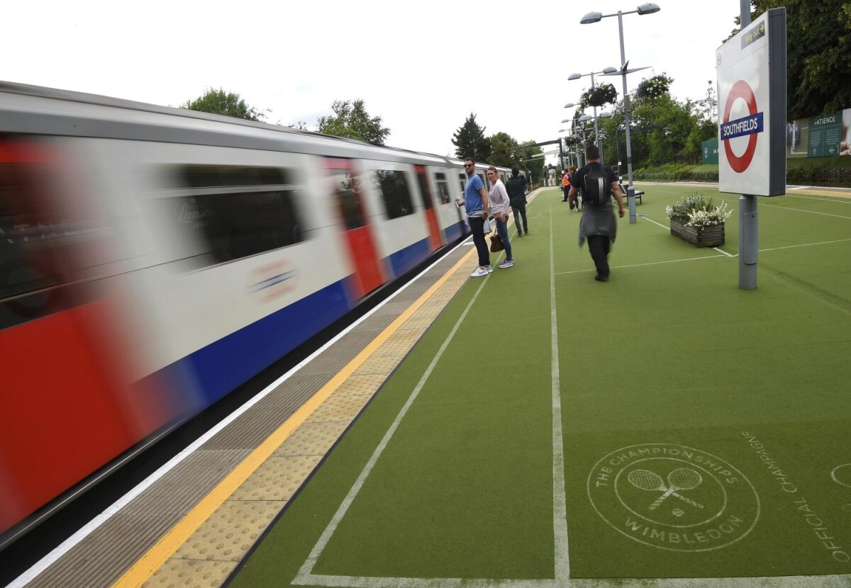 FOTO Fără Kikiţe » Simona Halep a trecut ușor de Kiki Bertens, semifinalista de la Roland Garros