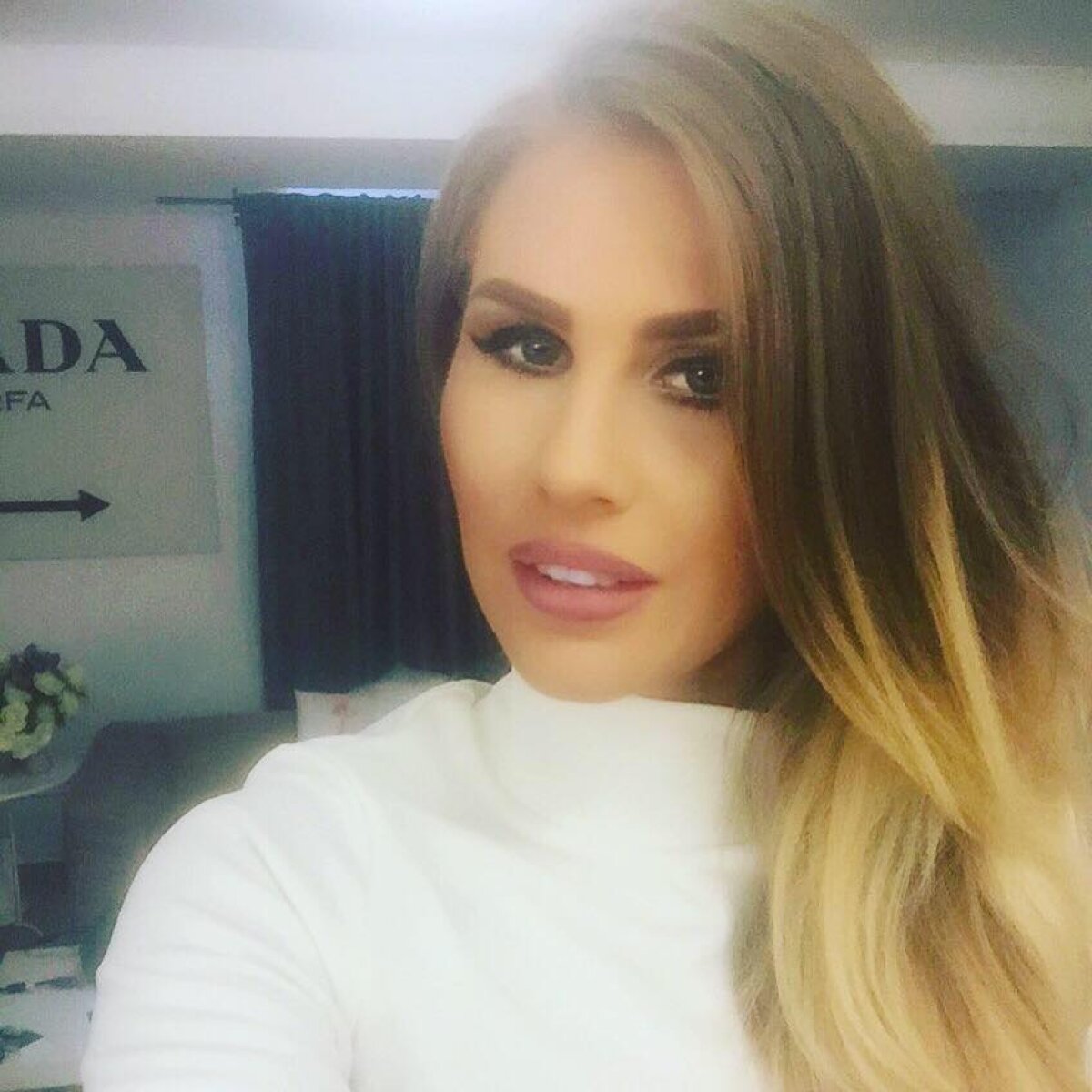 GALERIE FOTO Norocosul Gabriel Enache » Fotbalistul Stelei are de 3 ani o relație cu superba Mădălina, care i-a devenit și soție în 2014