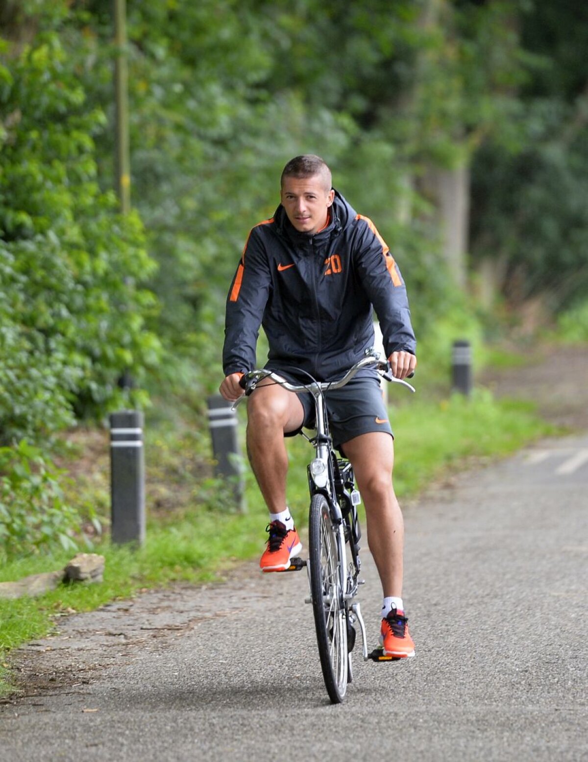 GALERIE FOTO Steaua pe două roți :) » Imagini cu steliștii în cantonamentul de la Apeldoorn