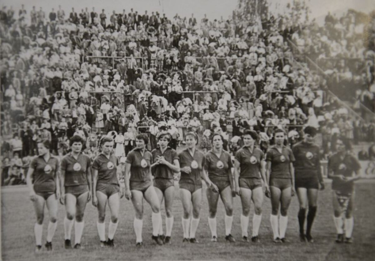 60 de ani de glorie » Azi se împlinesc șase decenii de la primul titlu de campioană mondială cucerit de echipa națională feminină la handbal în 11