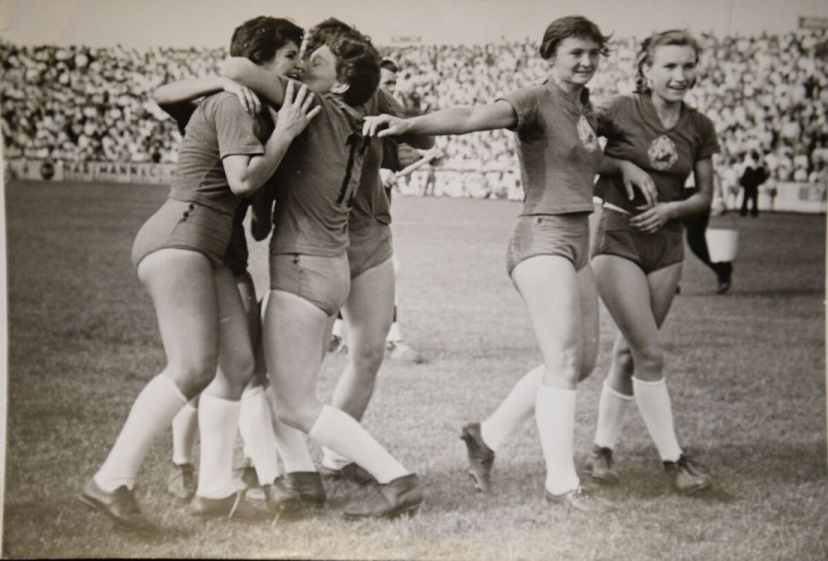 60 de ani de glorie » Azi se împlinesc șase decenii de la primul titlu de campioană mondială cucerit de echipa națională feminină la handbal în 11