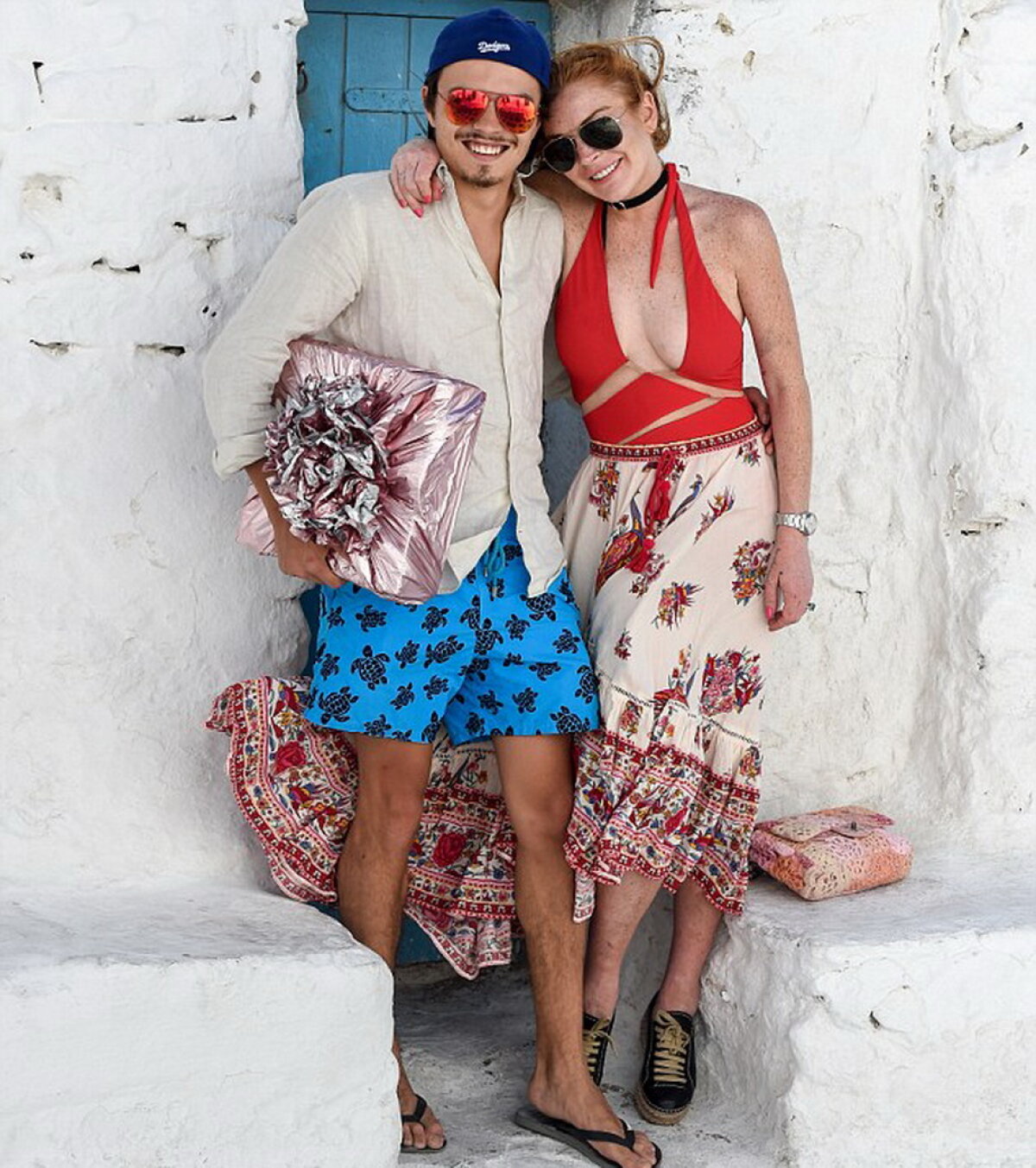 Lindsay Lohan, super sexy pe străzile din Grecia