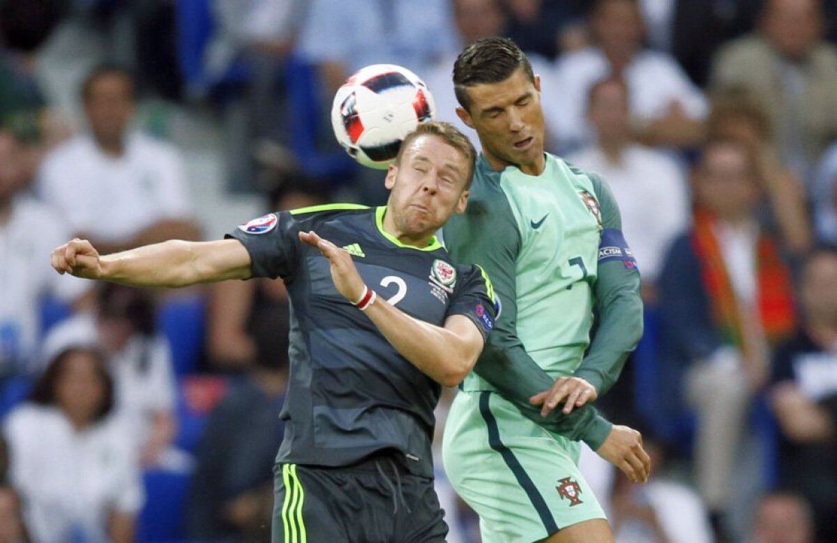 FOTO + VIDEO Portugalia este prima finalistă de la EURO! » Ronaldo și colegii lui au trecut de Țara Galilor, scor 2-0