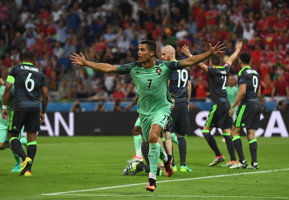 FOTO + VIDEO Portugalia este prima finalistă de la EURO! » Ronaldo și colegii lui au trecut de Țara Galilor, scor 2-0