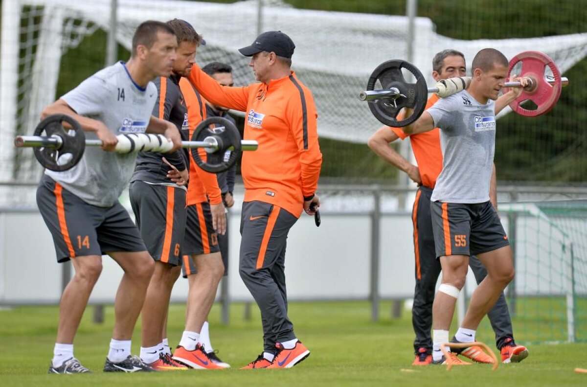 GALERIE FOTO Steliștii au dat mingea pe haltere! Vicecampionii se pregătesc de startul Ligii 1 cu antrenamente ca pentru Jocurile Olimpice