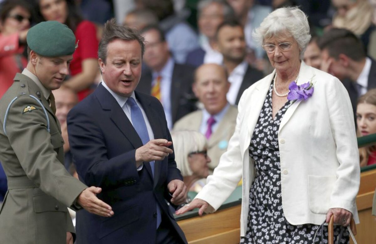 GALERIE FOTO Adunarea vedetelor » Un număr impresionant de personalități au venit să urmărească finala de la WImbledon