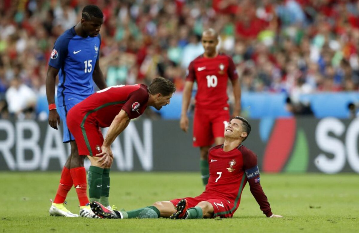 GALERIE FOTO Top 30 de fotografii din finala EURO 2016! Ronaldo în centrul atenției și când nu joacă!