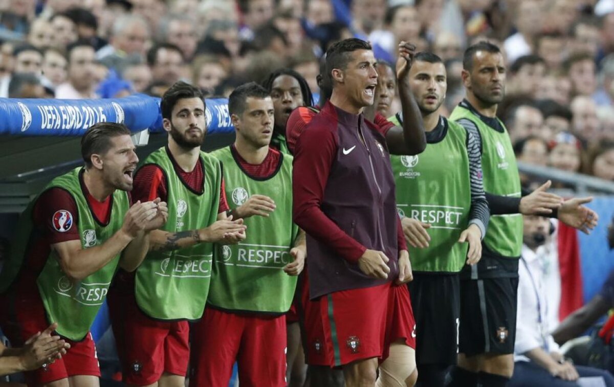 VIDEO + FOTO Un lider adevărat » Cristiano a oferit imagini memorabile de pe margine! 