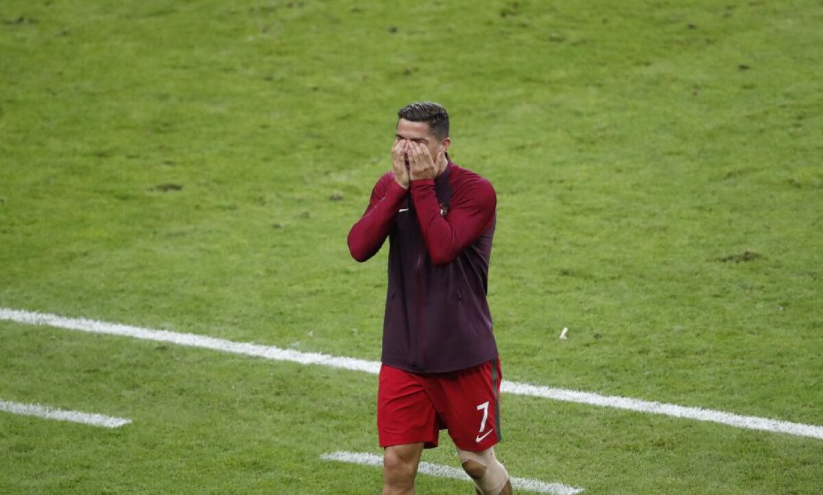 VIDEO + FOTO Un lider adevărat » Cristiano a oferit imagini memorabile de pe margine! 
