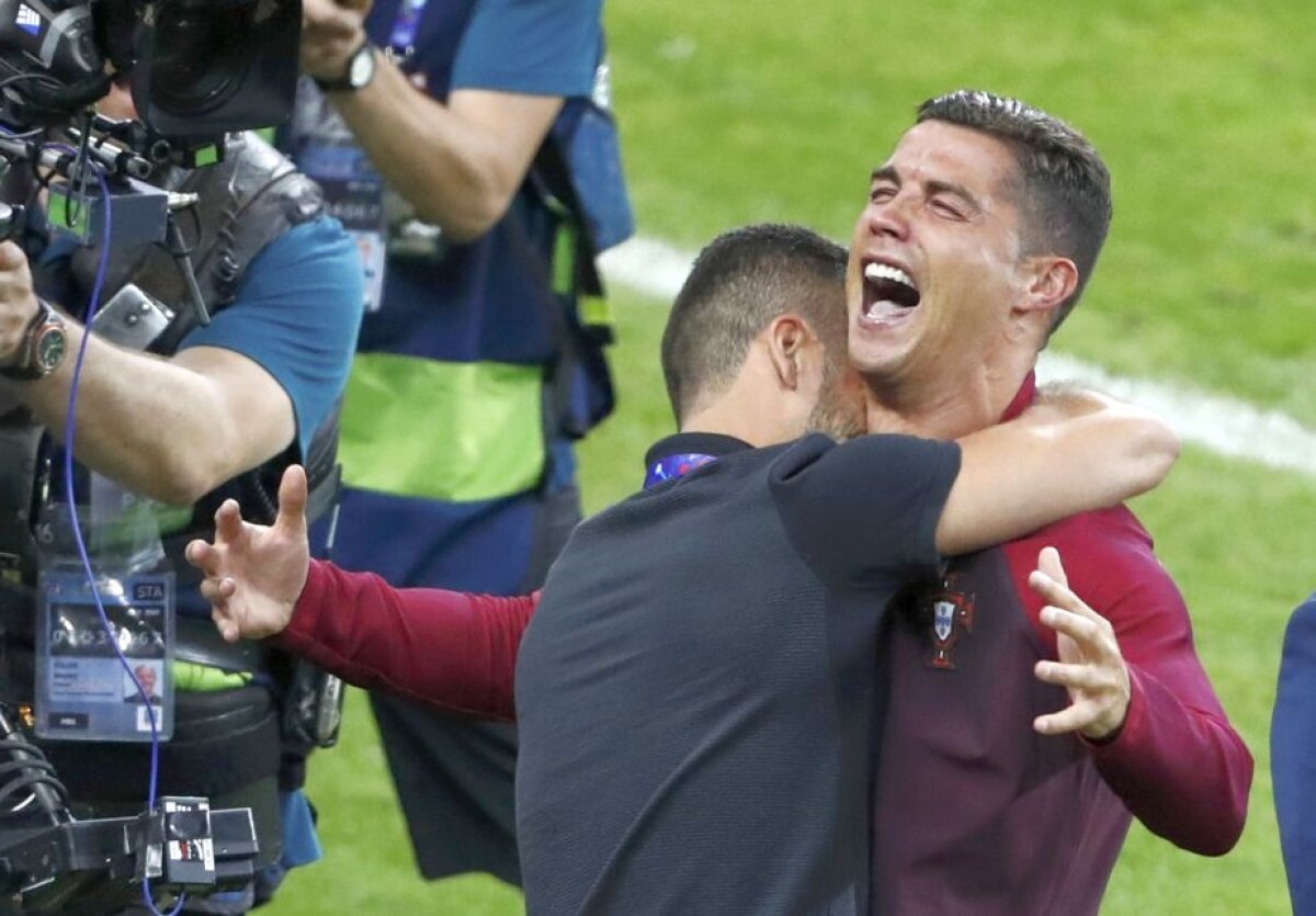 GALERIE FOTO Ronaldo, de la agonie la extaz! Bucuria portughezului după finala câștigată a fost de-a dreptul nebună! Francezii au rămas stane de piatră pe gazon