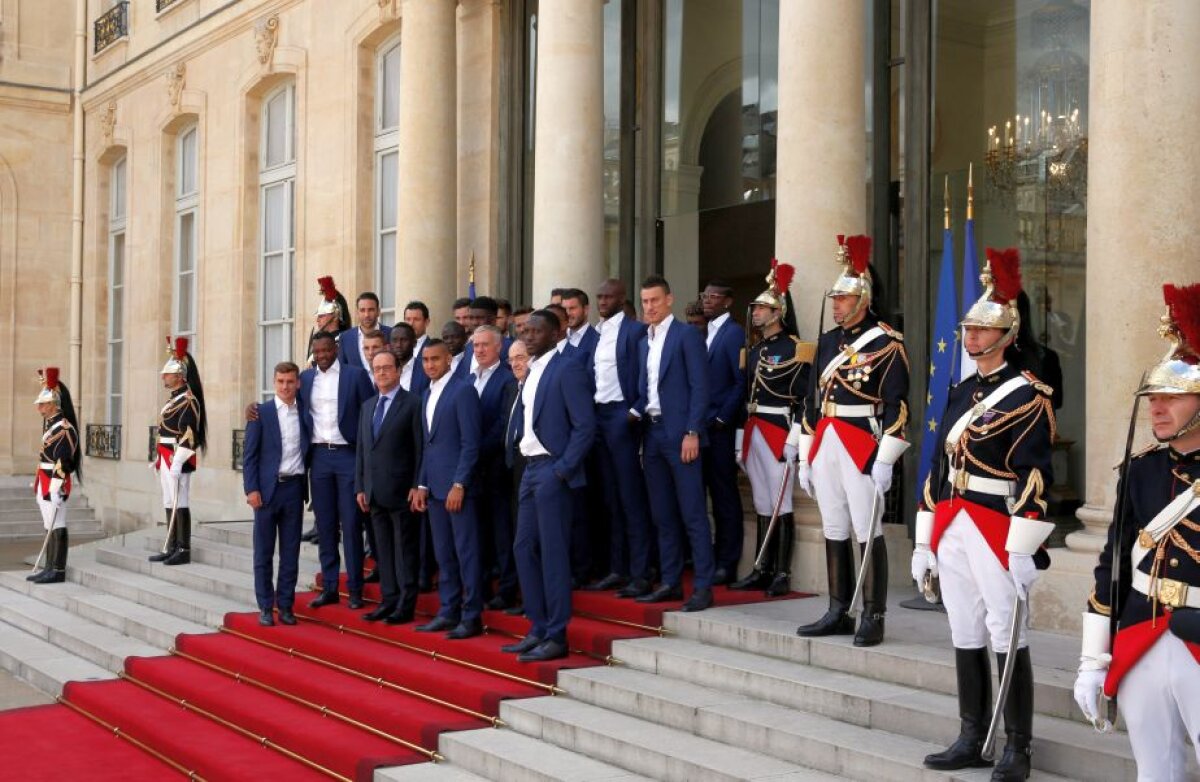 FOTO + VIDEO Tratați precum învingătorii » Jucătorii francezi, invitați de președintele Francois Hollande la Palatul Elysee