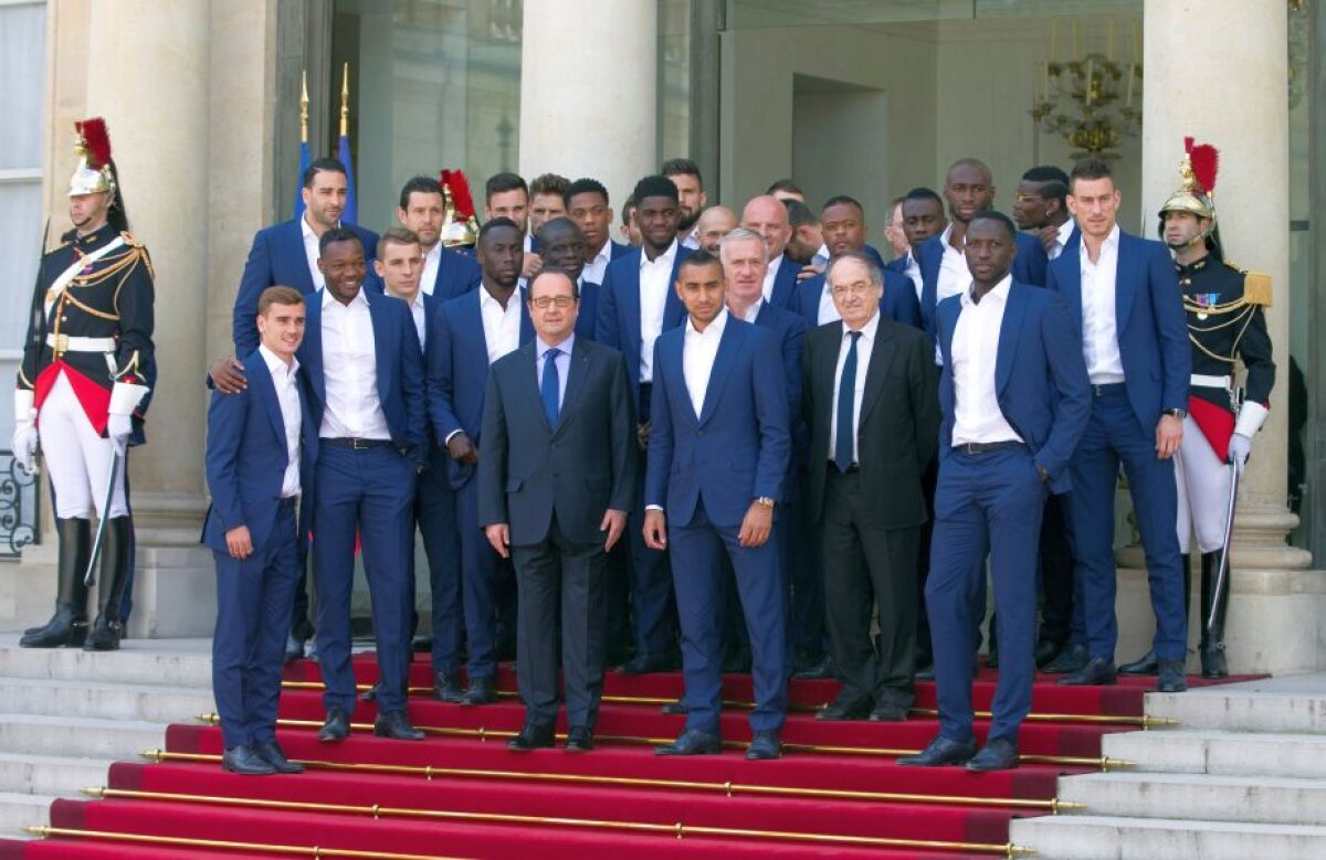 FOTO + VIDEO Tratați precum învingătorii » Jucătorii francezi, invitați de președintele Francois Hollande la Palatul Elysee