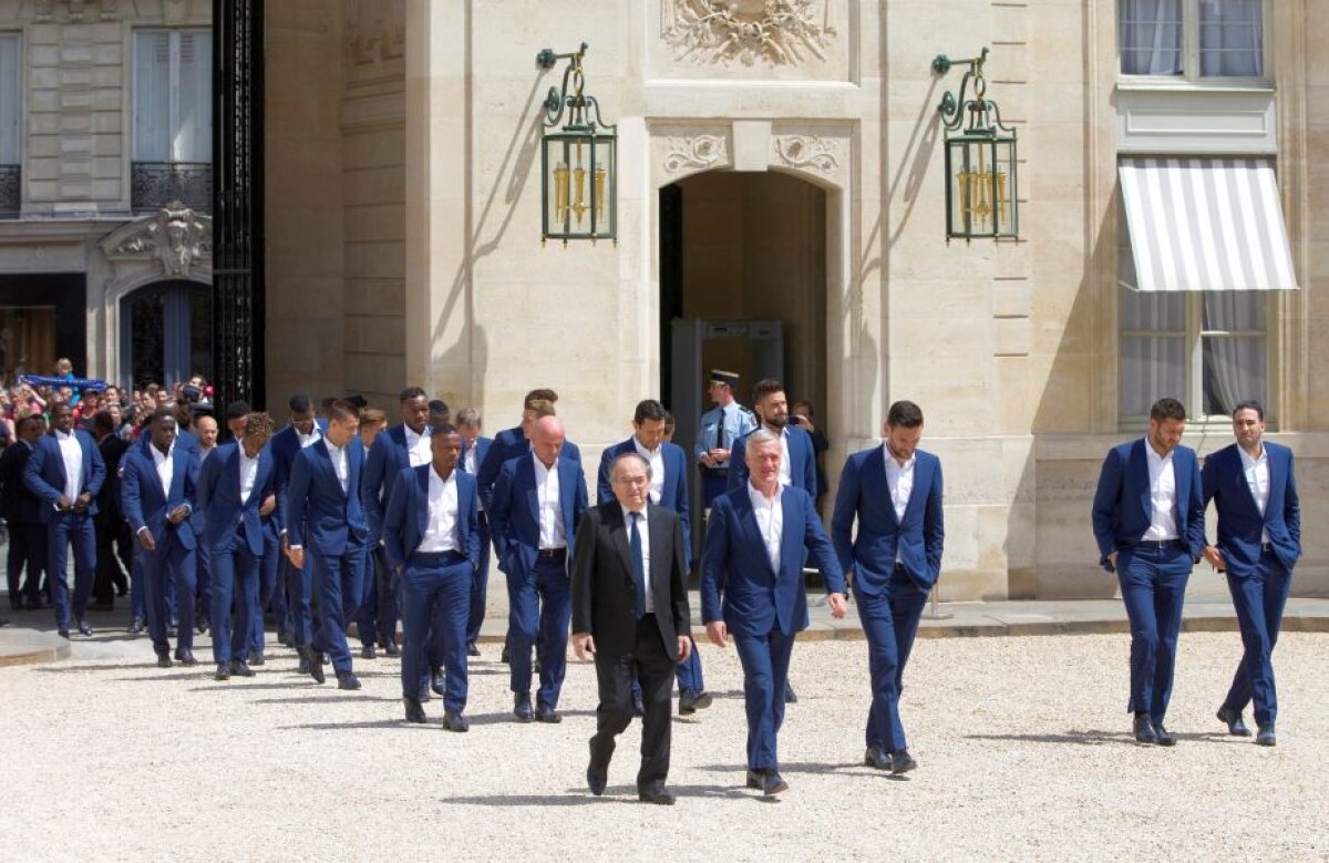 FOTO + VIDEO Tratați precum învingătorii » Jucătorii francezi, invitați de președintele Francois Hollande la Palatul Elysee