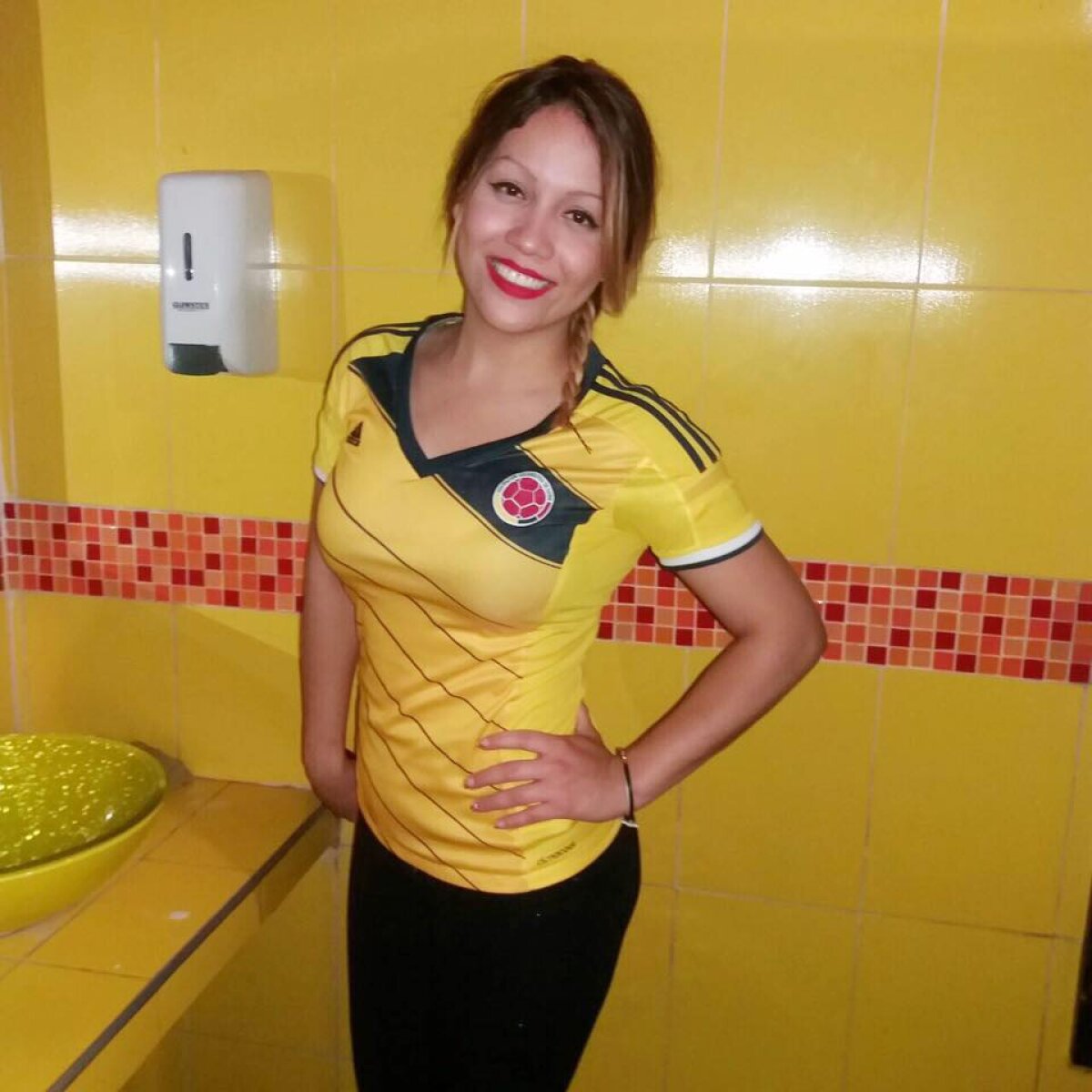 FOTO Cu Yolanda la Palma de Mallorca! Așa se relaxează Florin Andone după EURO