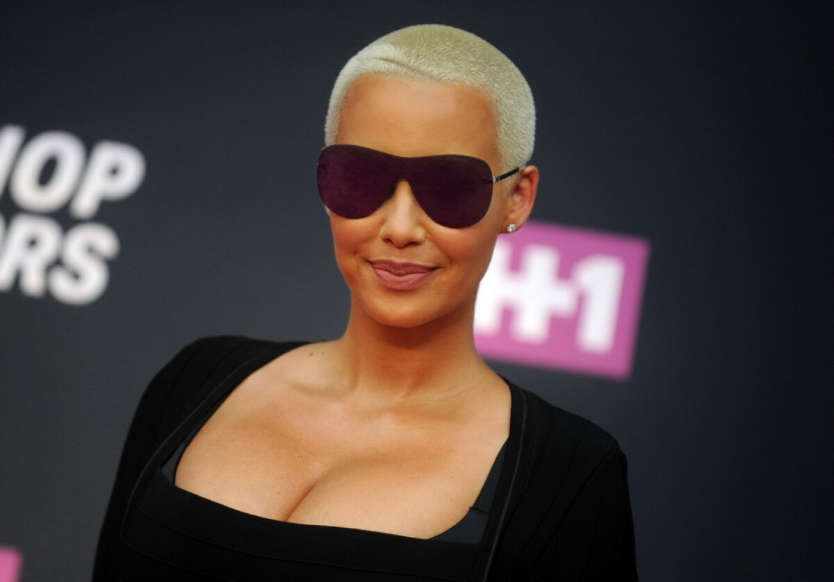 Coco Austin şi Amber Rose au făcut ravagii cu decolteurile de infarct