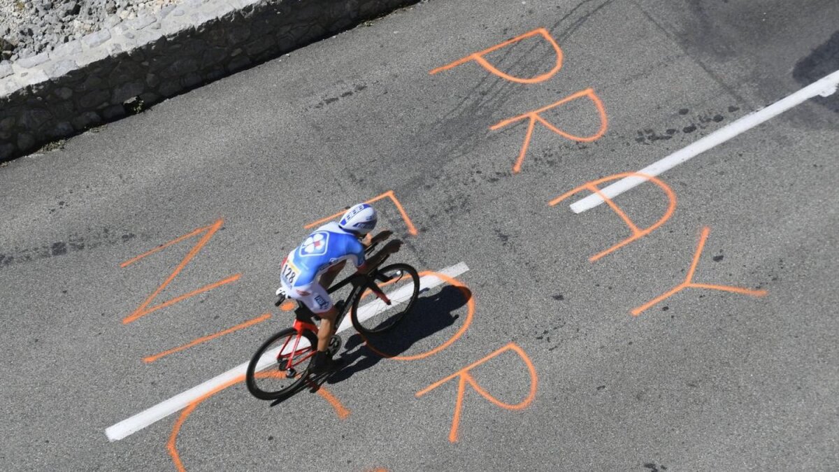 Yannick Noah și-a motivat echipa de Cupa Davis după atentatul din Nisa: "Trebuie să trăim. Să trăim!"