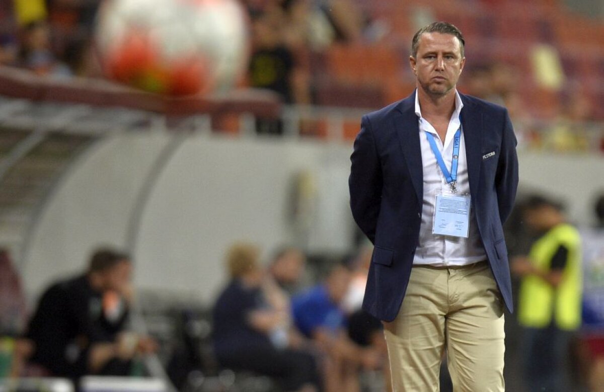 VIDEO și FOTO » Cupa Ligii rămâne la roș-albaștri, după 2-1 cu Chiajna » Hamroun a adus victoria steliștilor, cu un gol marcat din penalty