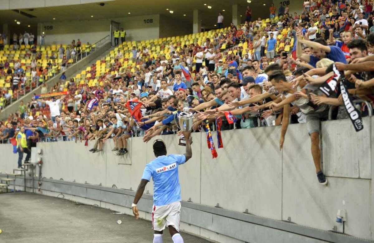GALERIE FOTO 10 imagini cu sărbătoarea roș-albastră » Primul meci și primul trofeu pentru Steaua