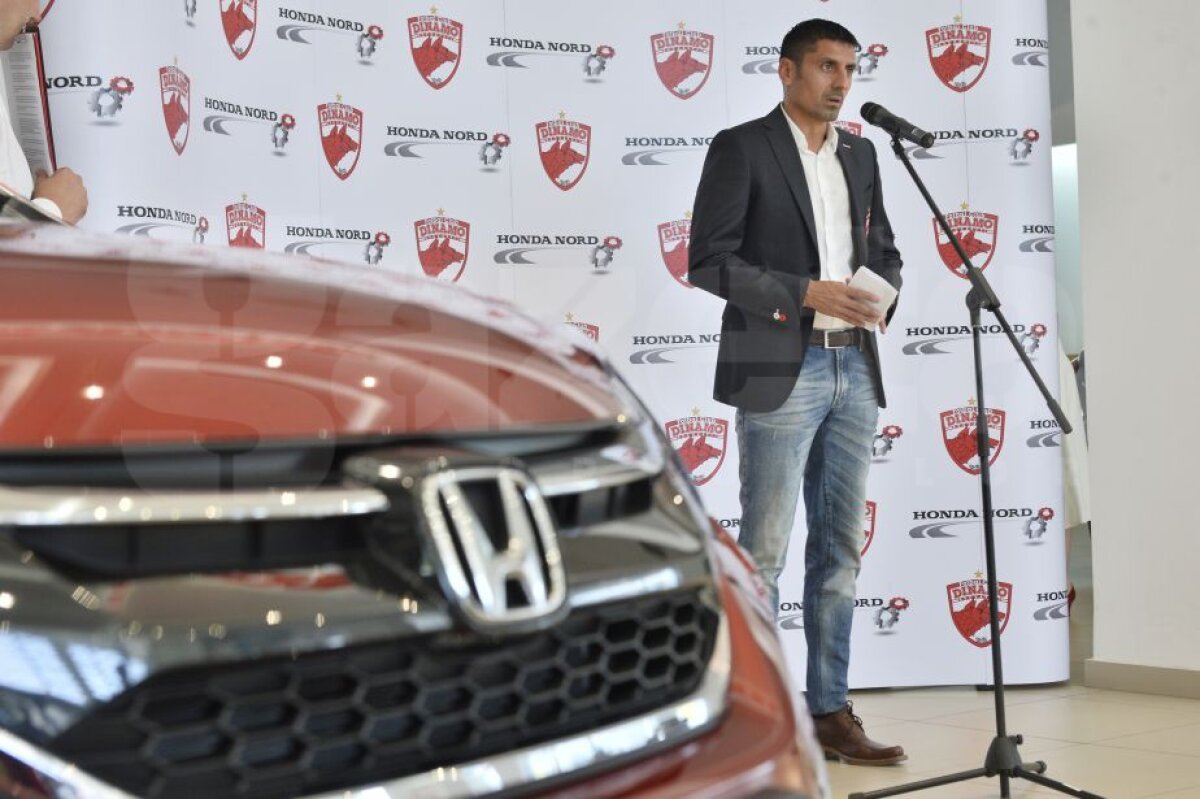 VIDEO + FOTO Dinamo are echipament după modelul Lewandowski » Cum arată tricourile prezentate azi