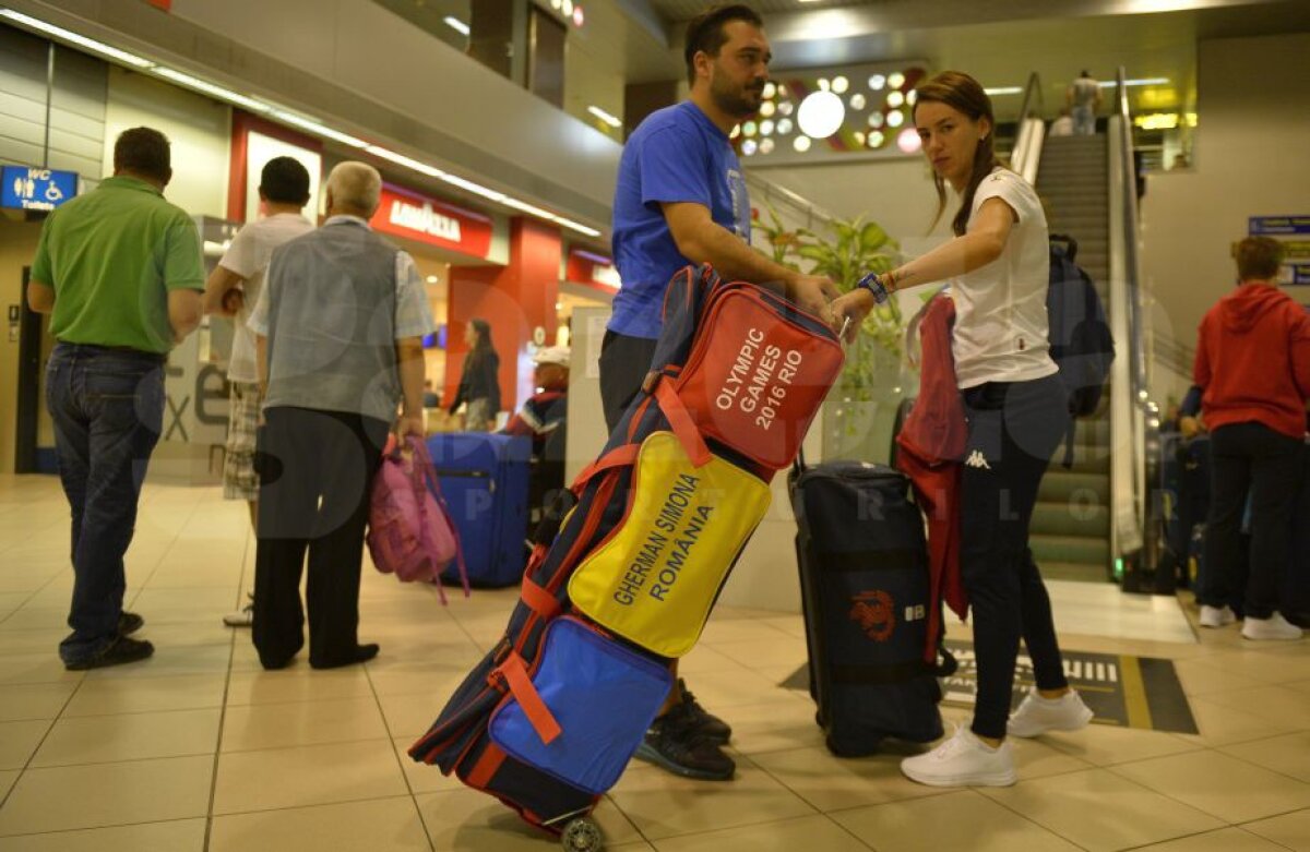 GALERIE FOTO Primii membri ai lotului olimpic au plecat către Rio!