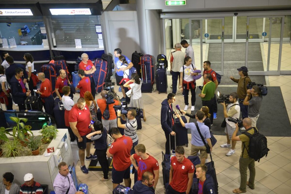Cu gândul la medalii » Primul grup de sportivi olimpici români, 13 calificaţi şi două rezerve, a pornit ieri dimineaţă spre Rio