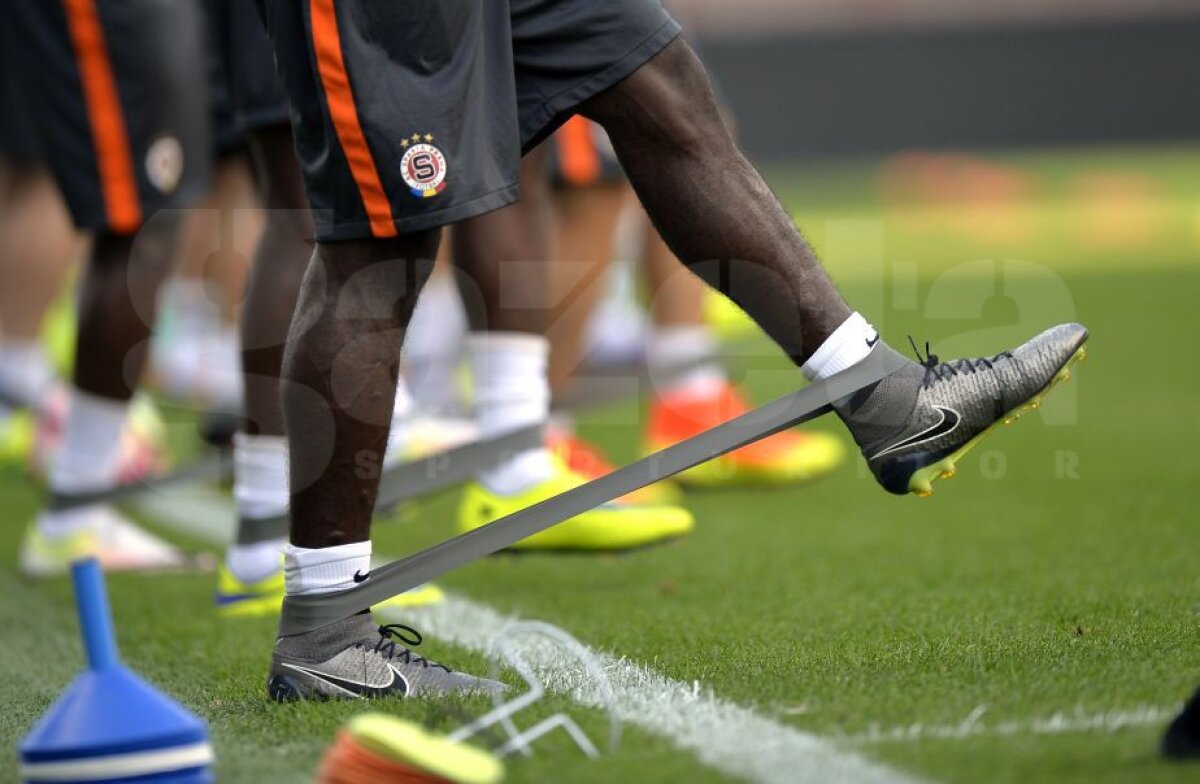 VIDEO+FOTO Sparta Praga a făcut antrenamentul oficial dinaintea meciului cu Steaua » Cehii, relaxați și cu zâmbetul pe buze