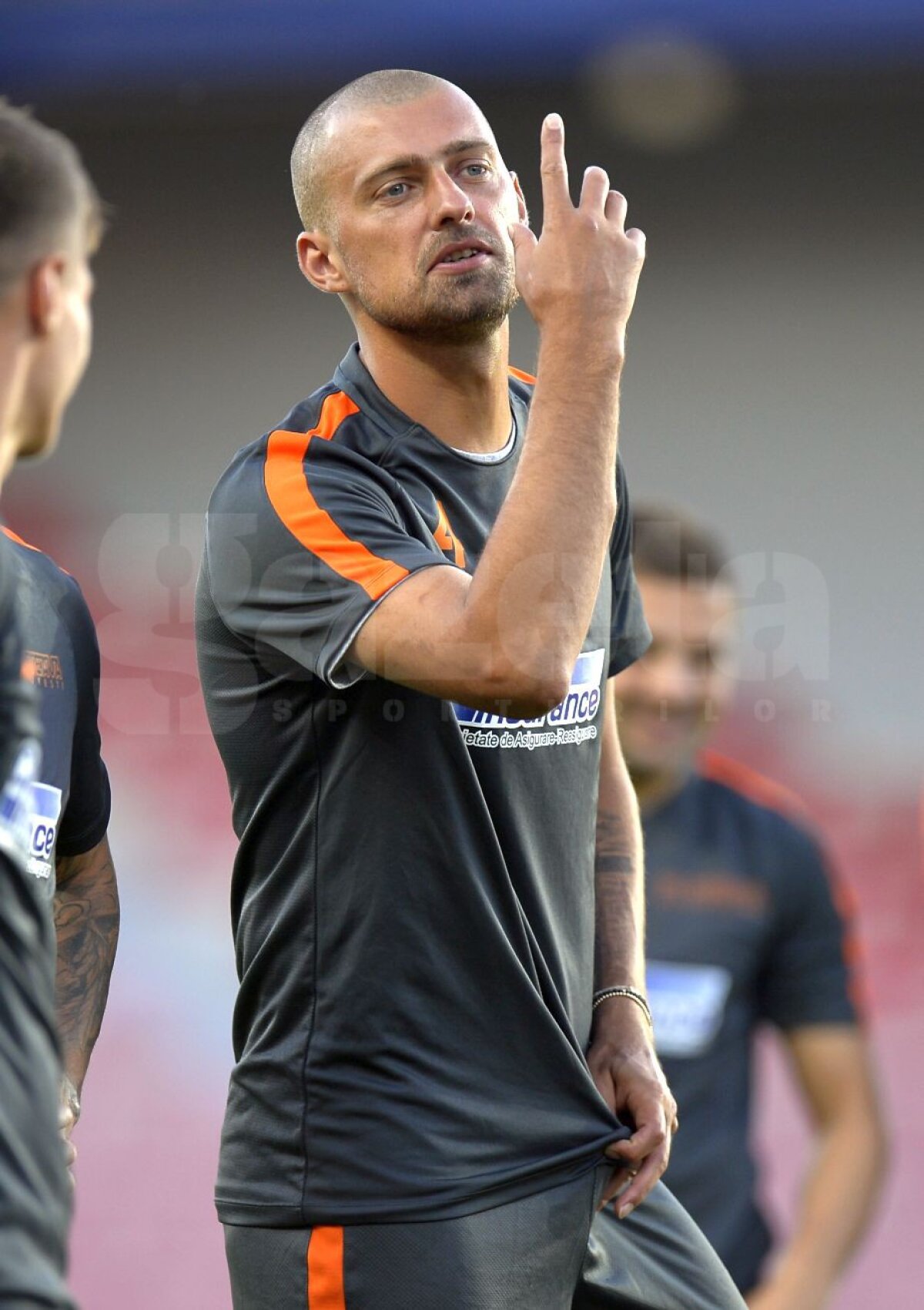 VIDEO+FOTO Steaua a făcut antrenamentul oficial înaintea meciului cu Sparta » Vlad Achim, printre cei mai activi jucători