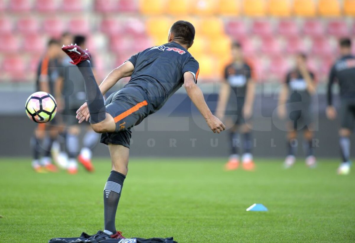 VIDEO+FOTO Steaua a făcut antrenamentul oficial înaintea meciului cu Sparta » Vlad Achim, printre cei mai activi jucători
