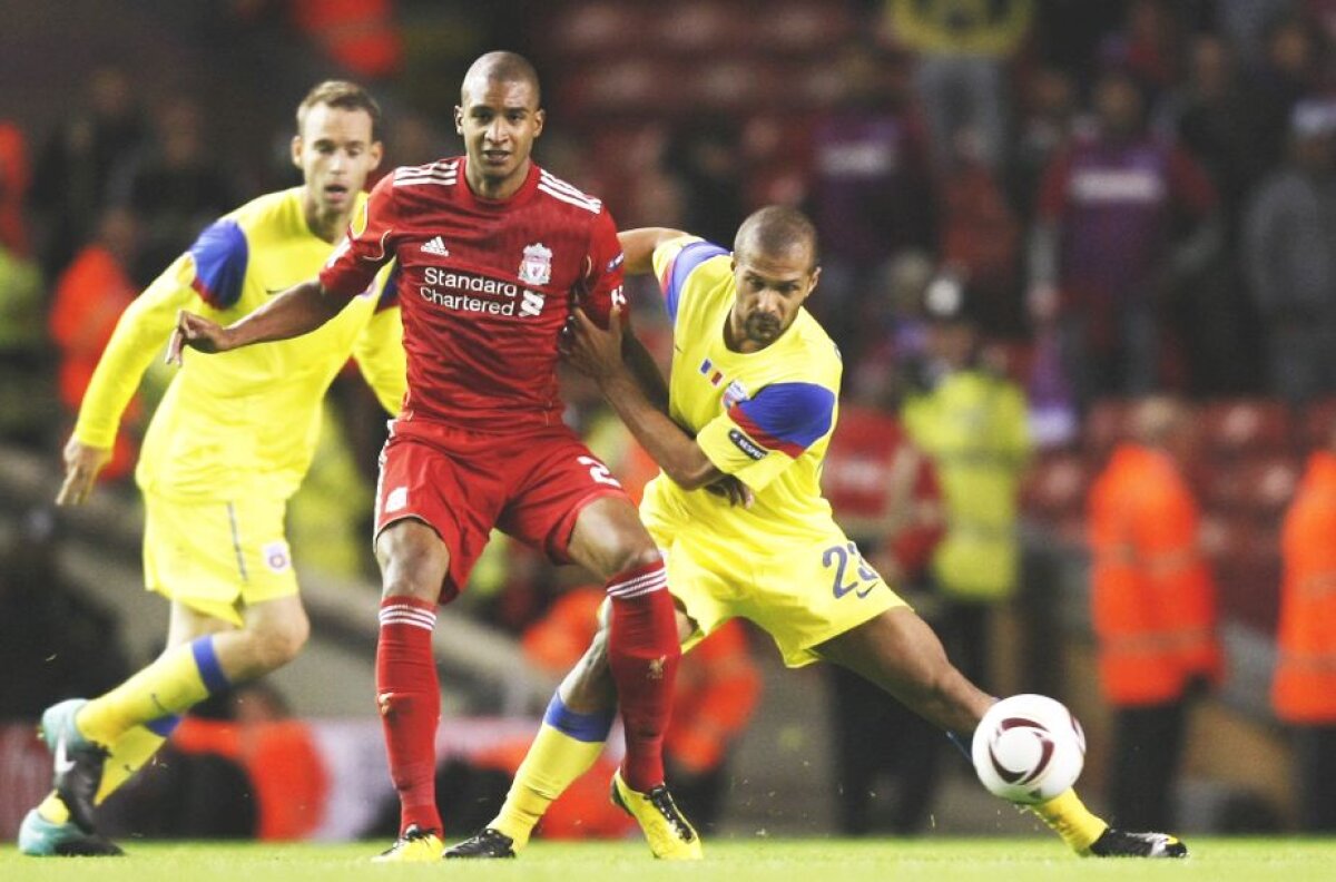 Supertransfer pregătit de Astra » Un fost atacant de la Liverpool negociază cu giurgiuvenii